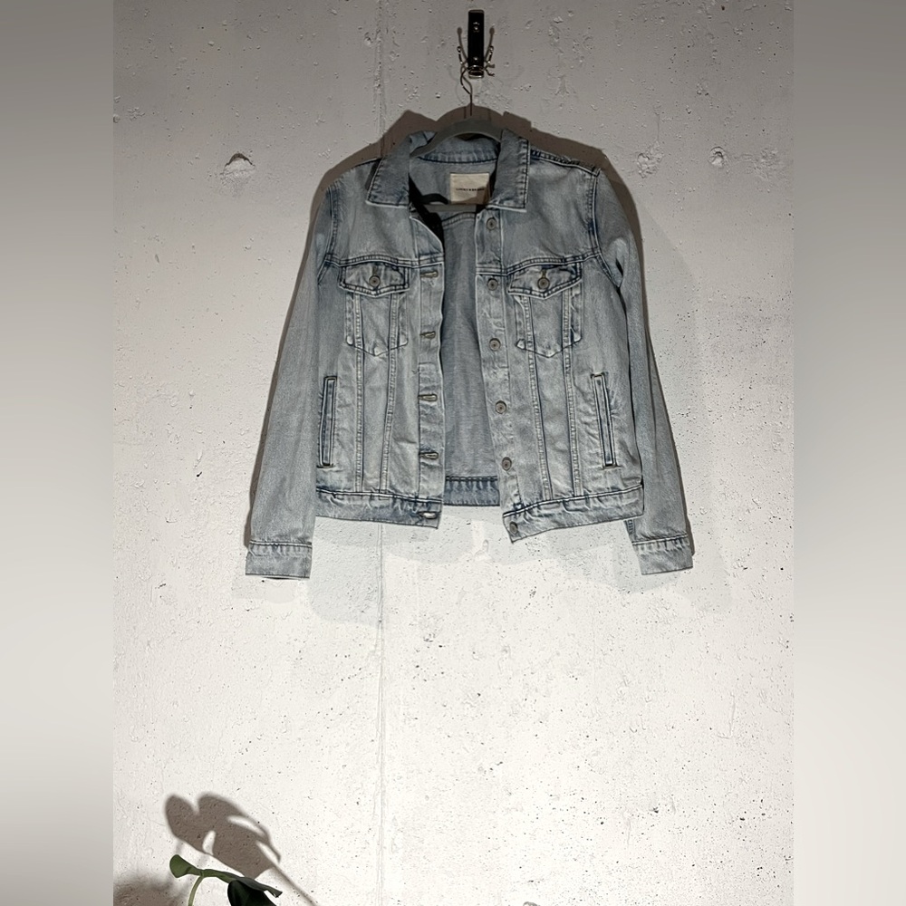 Lucky Brand Women’s Jean Jacket Light Wash